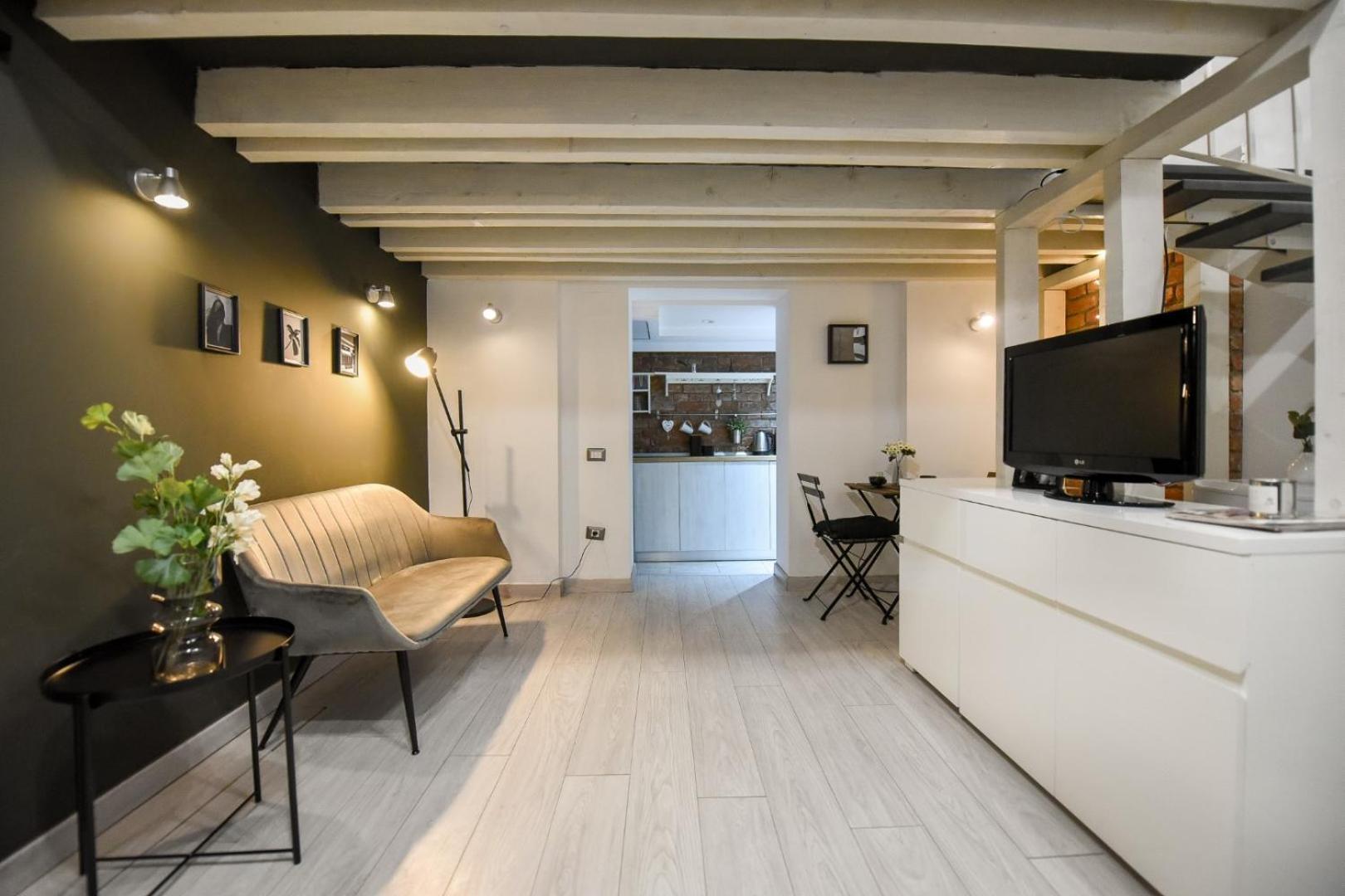 Central Comfort - Duplex-Style Studios On Regina Elisabeta Βουκουρέστι Δωμάτιο φωτογραφία